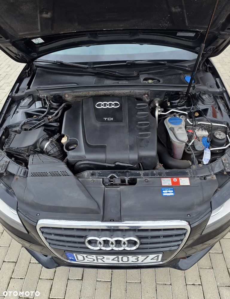 Audi A4 Limousine - 6