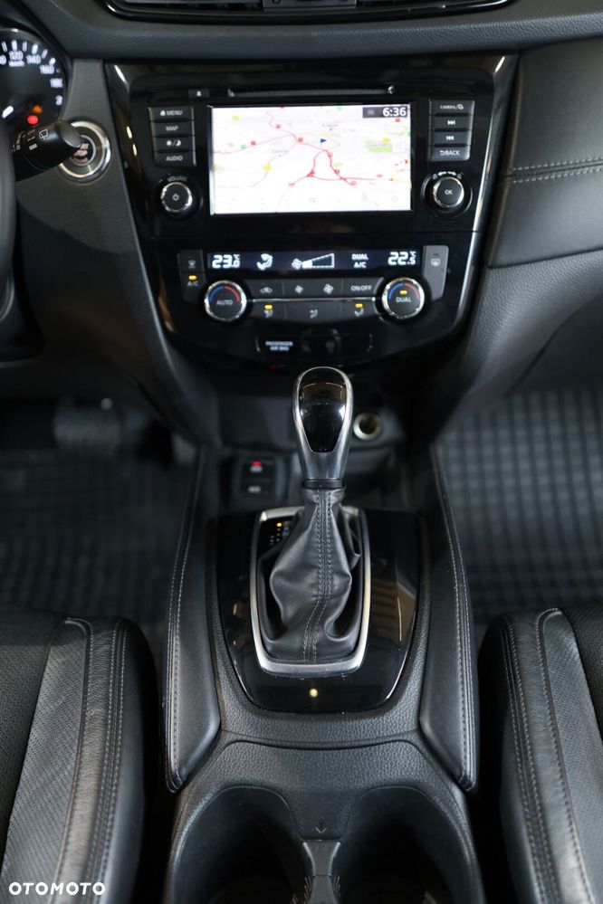 Nissan X-Trail 1.7 dCi N-Connecta 4WD Xtronic 7os - 23