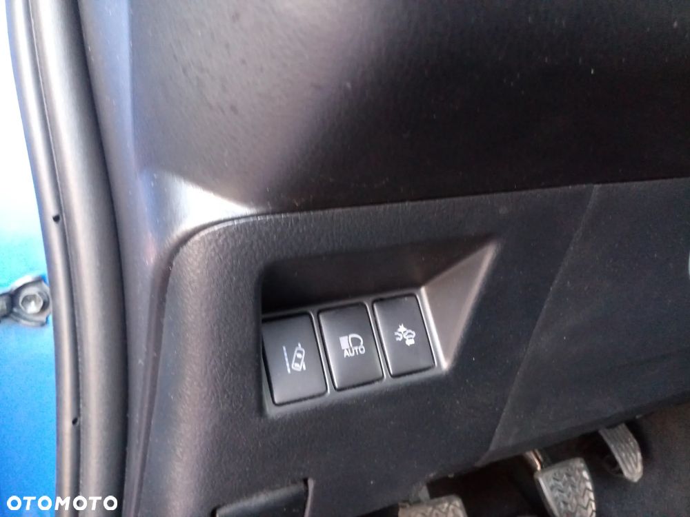 Toyota Yaris 1.5 Premium - 24