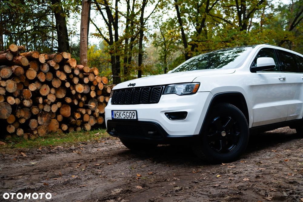 Jeep Grand Cherokee - 1