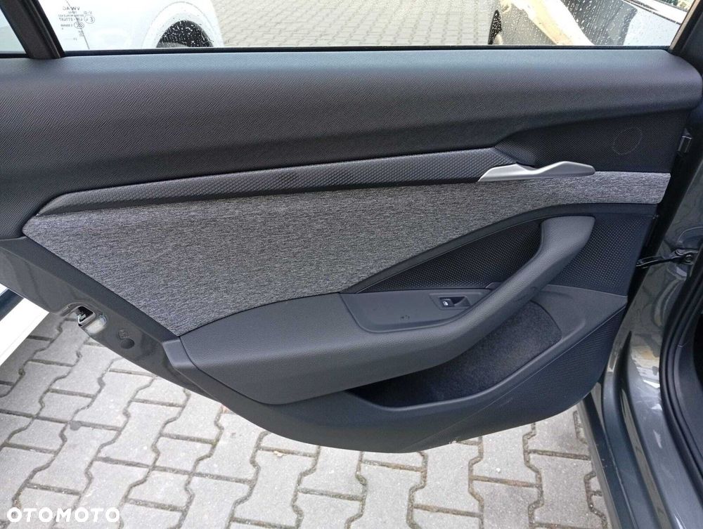 Skoda Superb 2.0 TDI SCR 4x4 Edition 130 DSG - 21