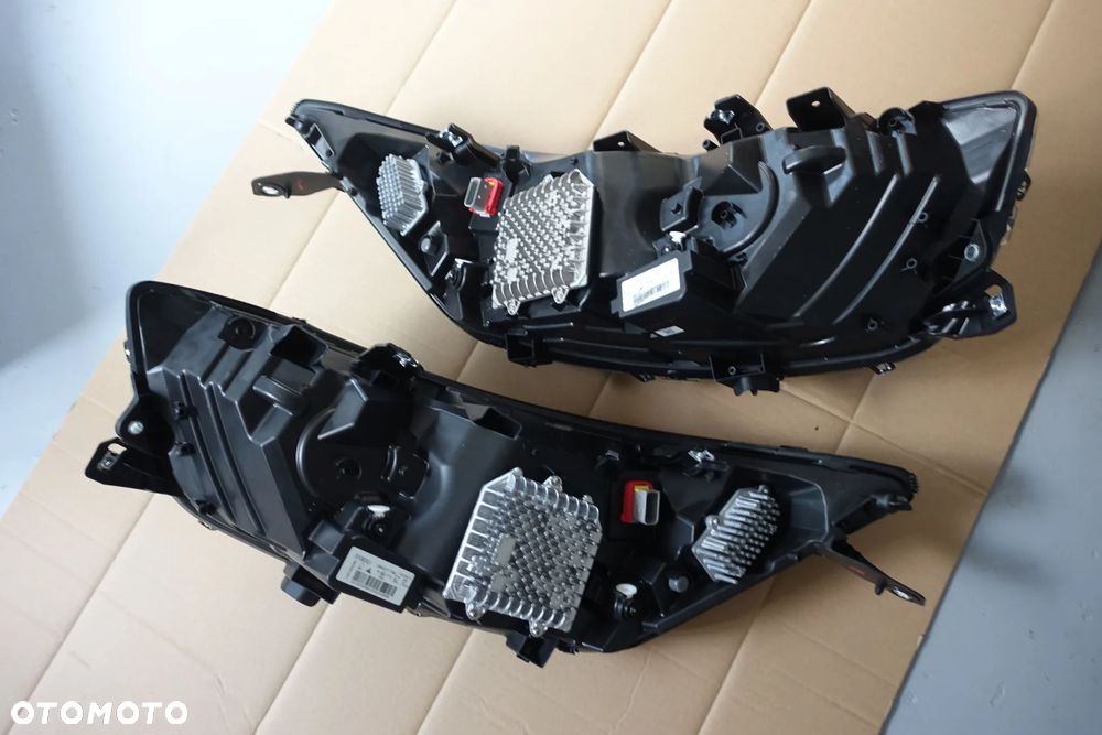 MASKA ZDERZAK BELKA BŁOTNIK GRILL PAS LAMPA IVECO DAILY 2024 - 13