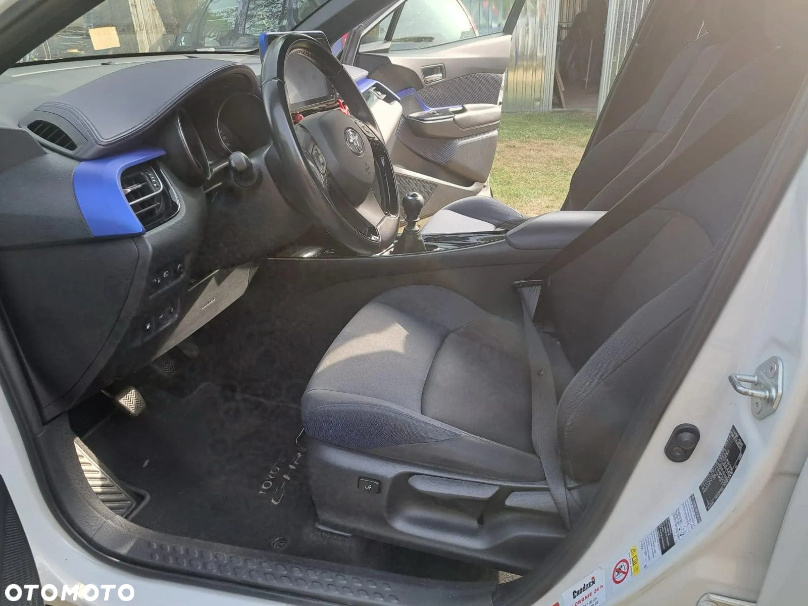 Toyota C-HR 1.2 T Premium - 9