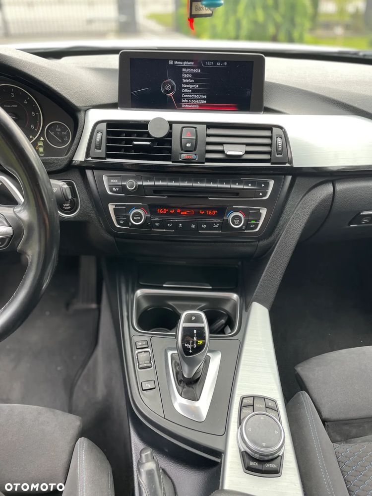 BMW Seria 3 - 17