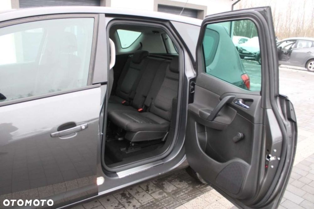 Opel Meriva - 32