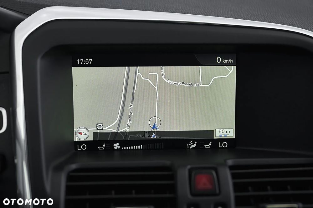 Volvo XC 60 D4 Drive-E Momentum - 39