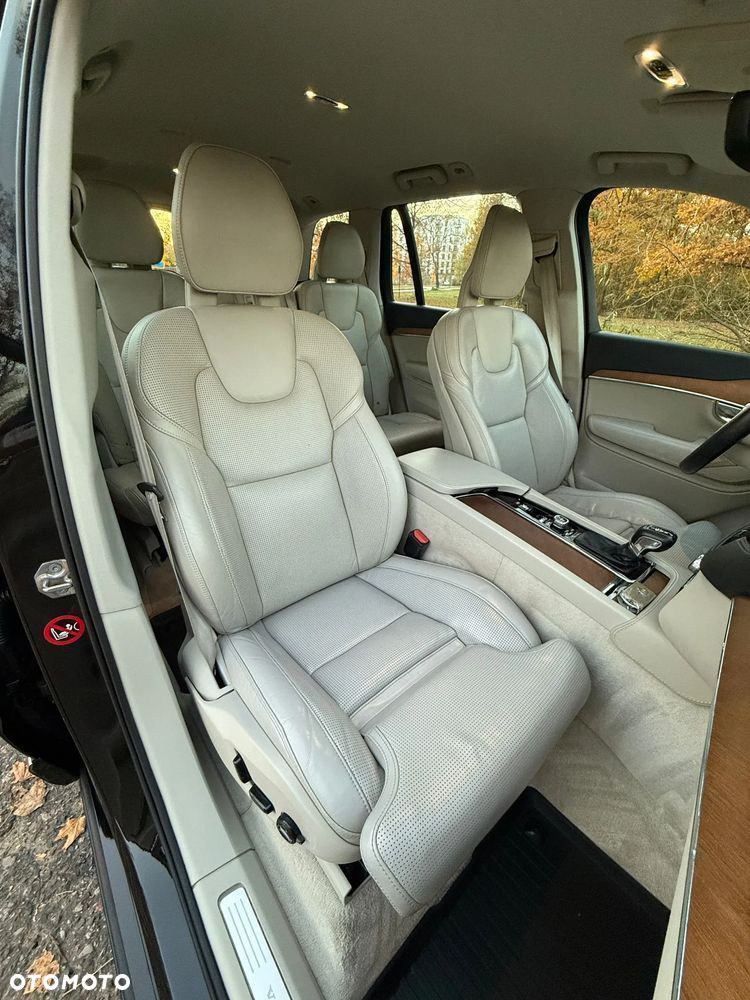 Volvo XC 90 D5 AWD Inscription 7os - 13