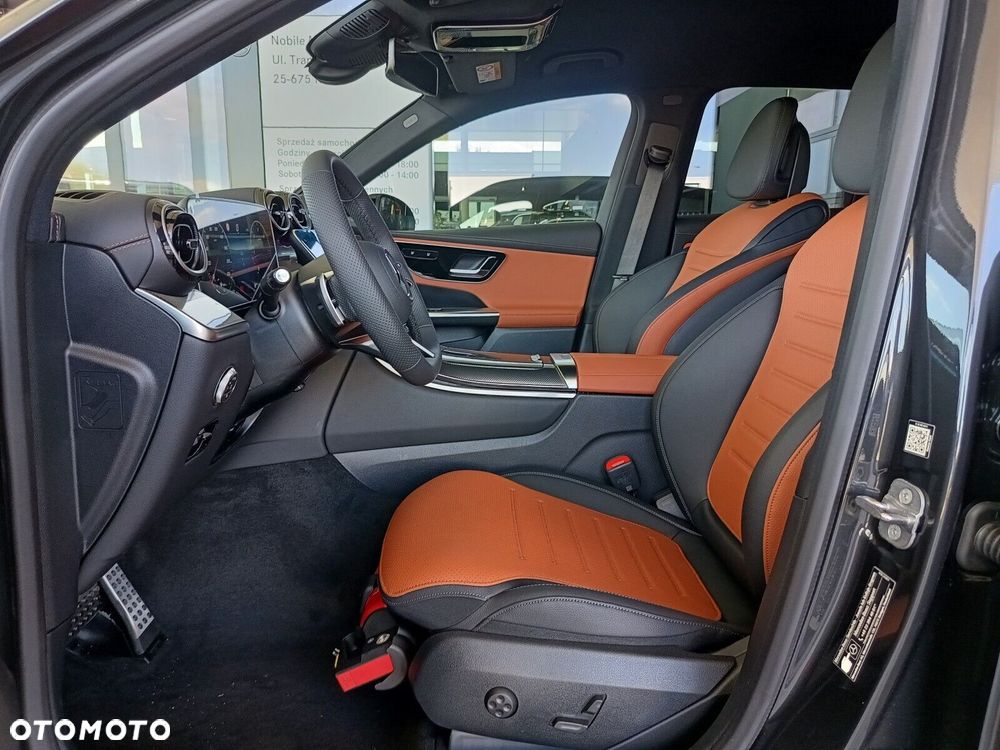Mercedes-Benz GLC - 23