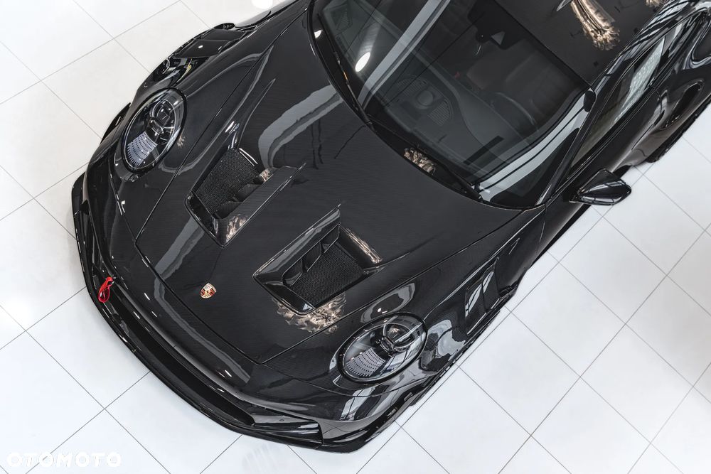 Porsche 911 Turbo S - 25