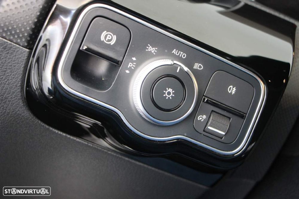 Mercedes-Benz A 180 d AMG Line Aut. - 16