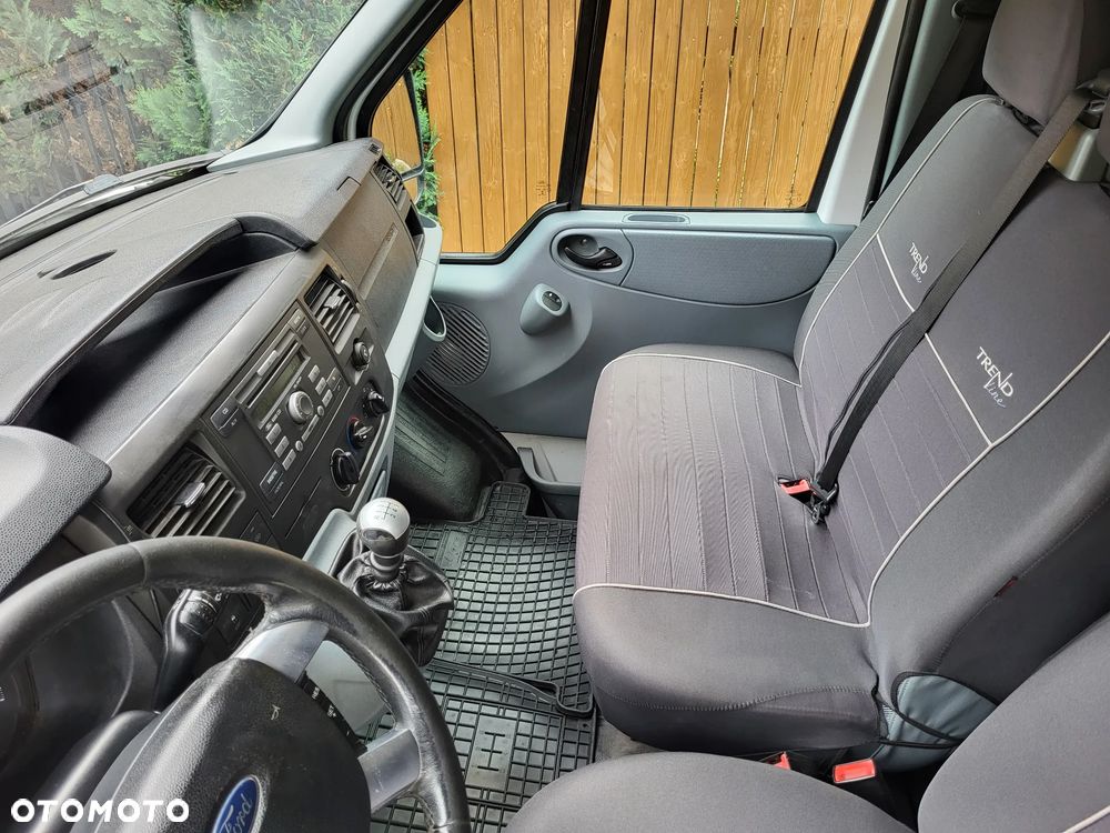 Ford Transit - 10