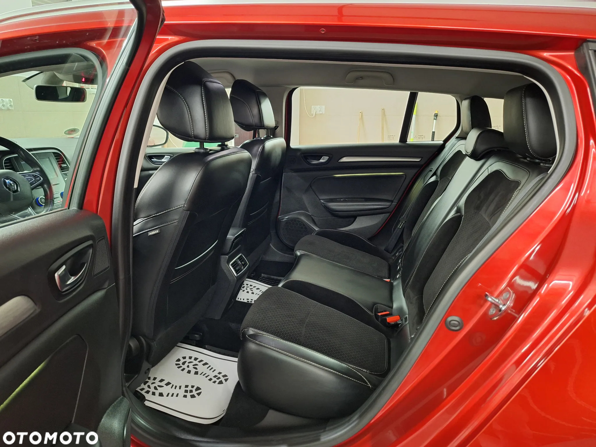 Renault Megane ENERGY TCe 130 BUSINESS - 18