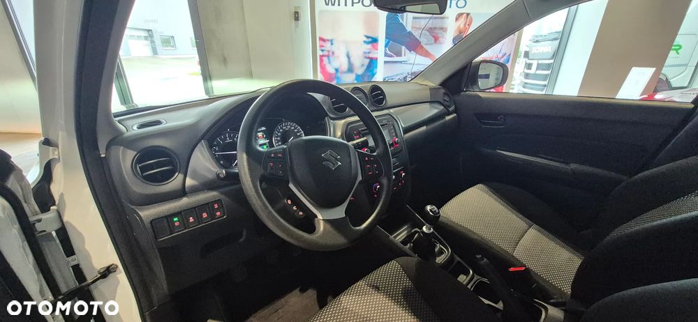 Suzuki Vitara 1.4 Boosterjet Hybrid Club - 19