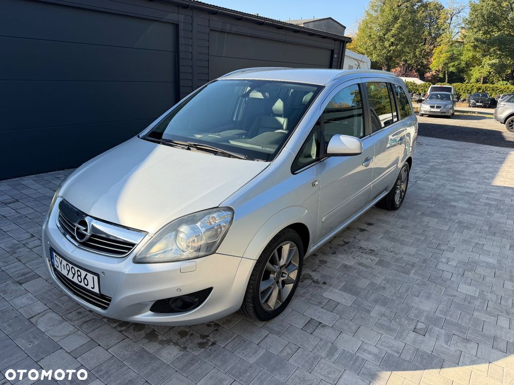 Opel Zafira - 13