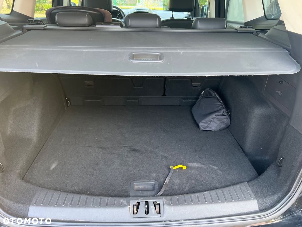Ford Kuga 2.0 TDCi 4x4 Vignale - 12