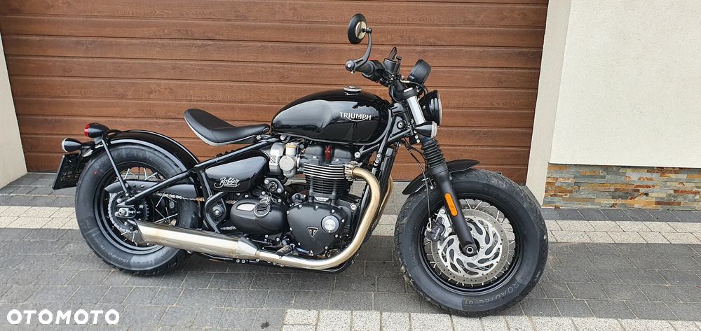 Triumph Bonneville Bobber - 1