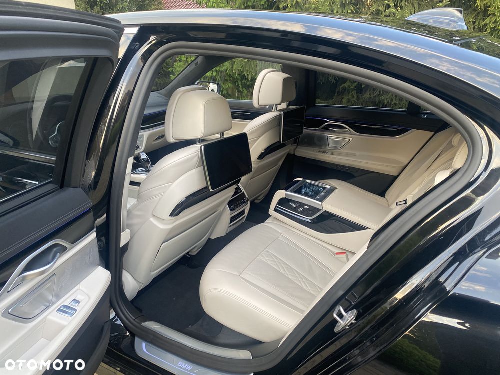BMW Seria 7 750d xDrive - 12