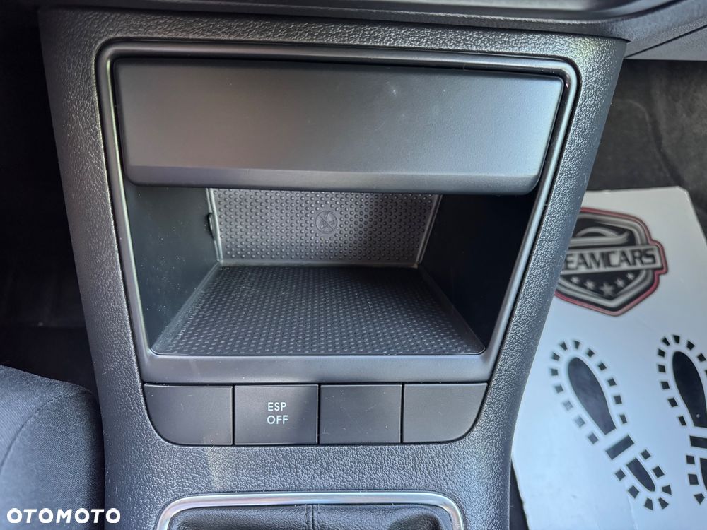 Volkswagen Golf Plus - 25