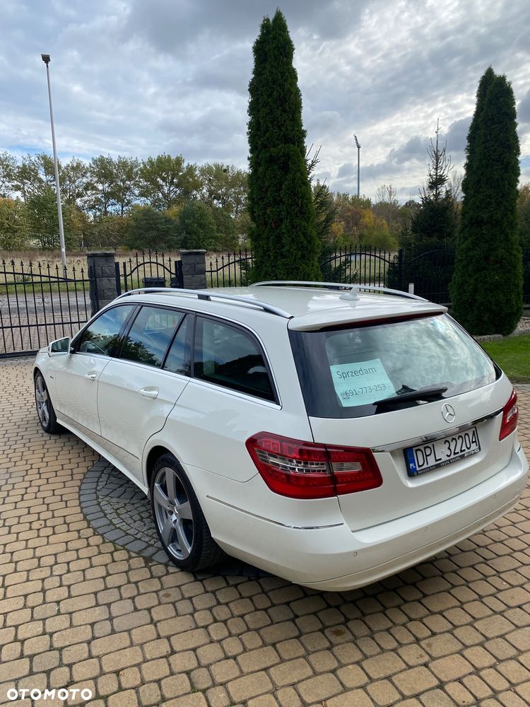 Mercedes-Benz Klasa E 250 CDI 4-Matic BlueEff Avantgarde - 4