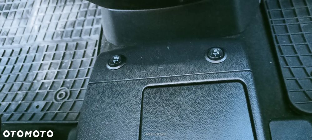 Mazda 5 2.0 CD Exclusive - 27