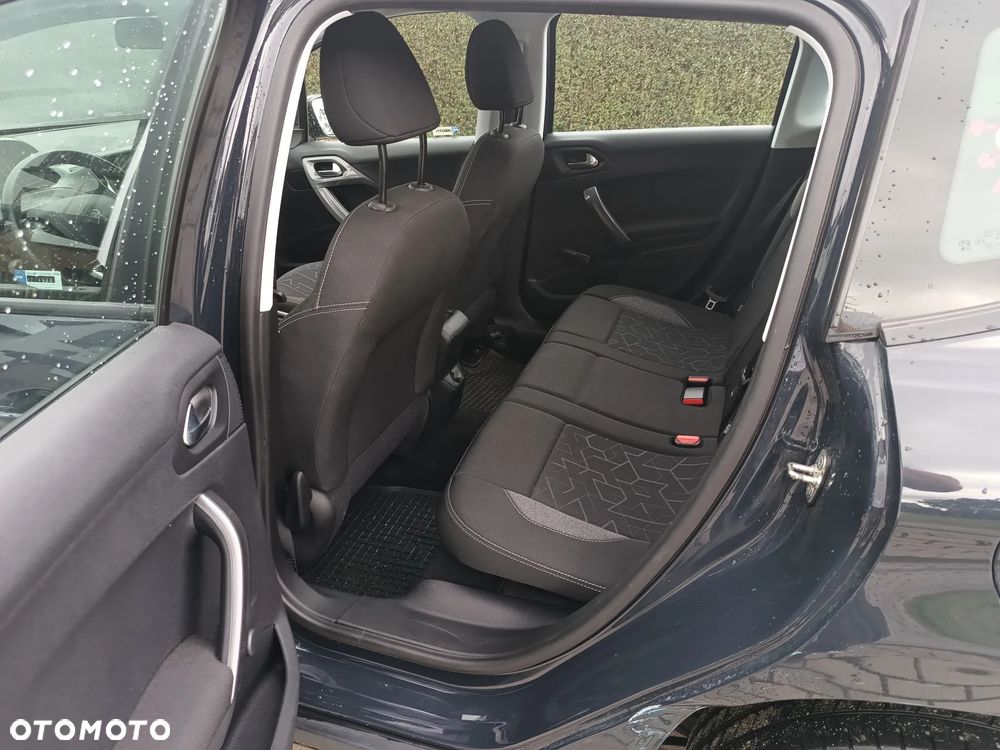 Peugeot 2008 PureTech 82 Active - 17