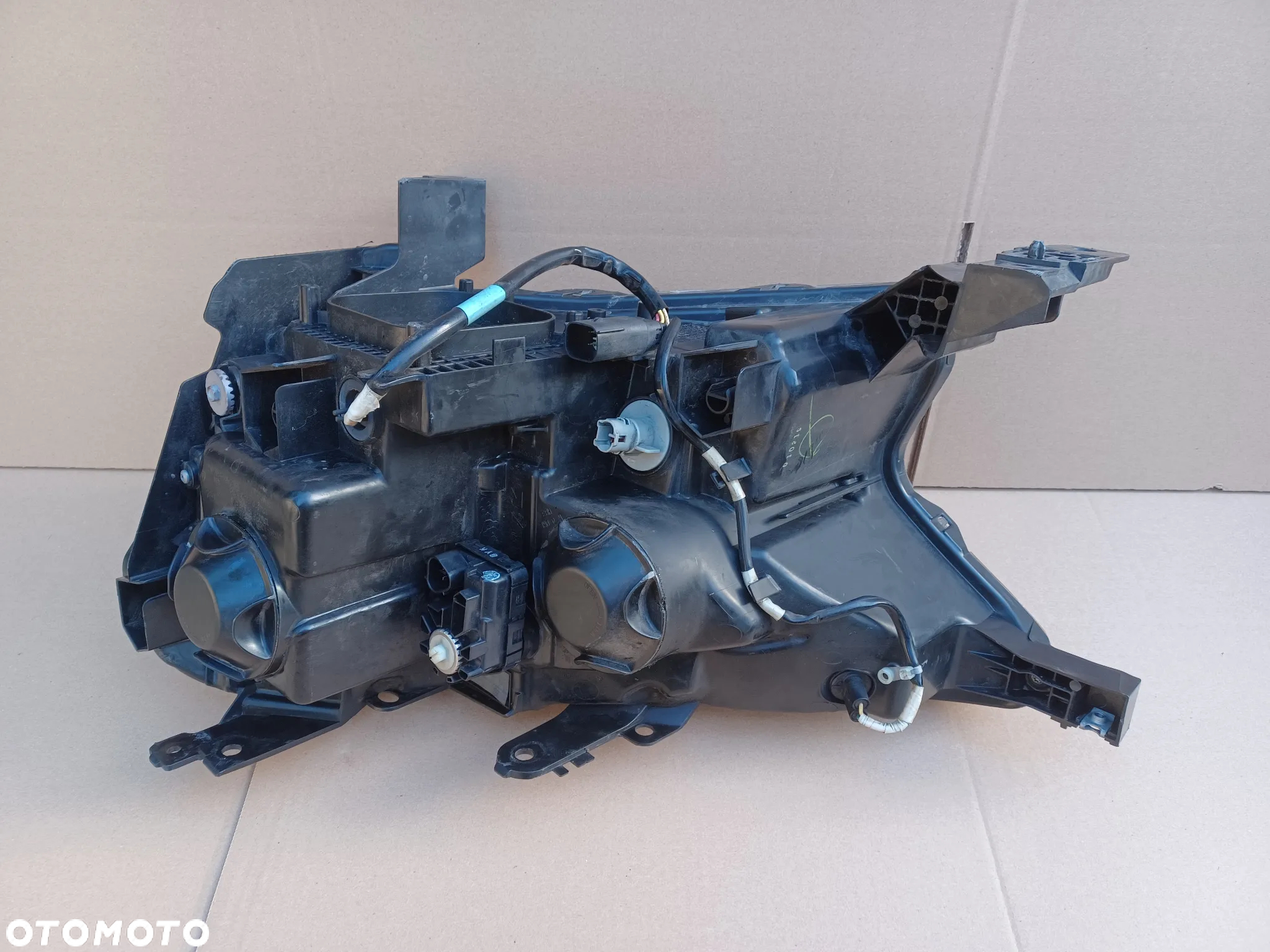 Lampa przednia prawa Ford Ranger IV 4 lift oryg 2016- - 3
