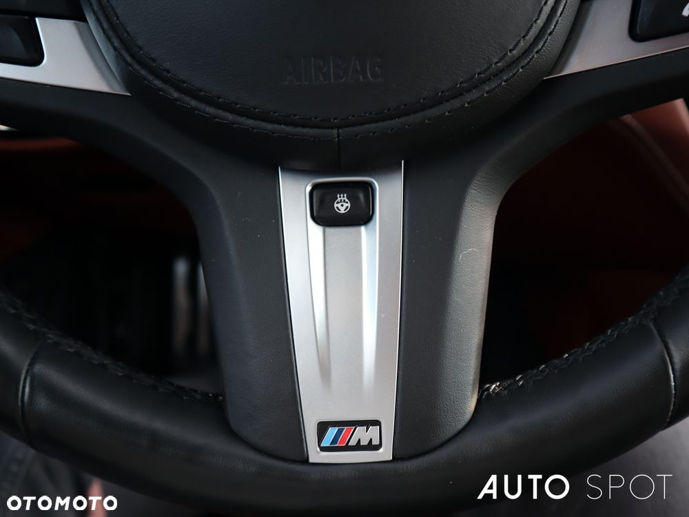 BMW Seria 5 M550d xDrive - 24