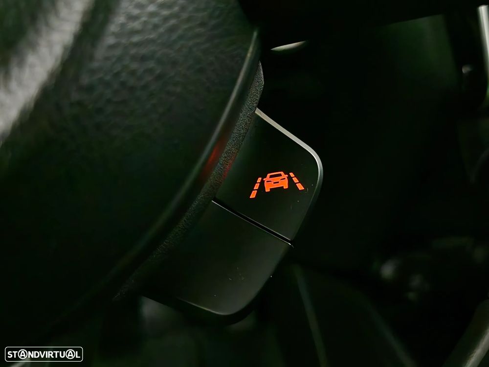 Suzuki Swift 1.2 Mild Hybrid GLE - 26