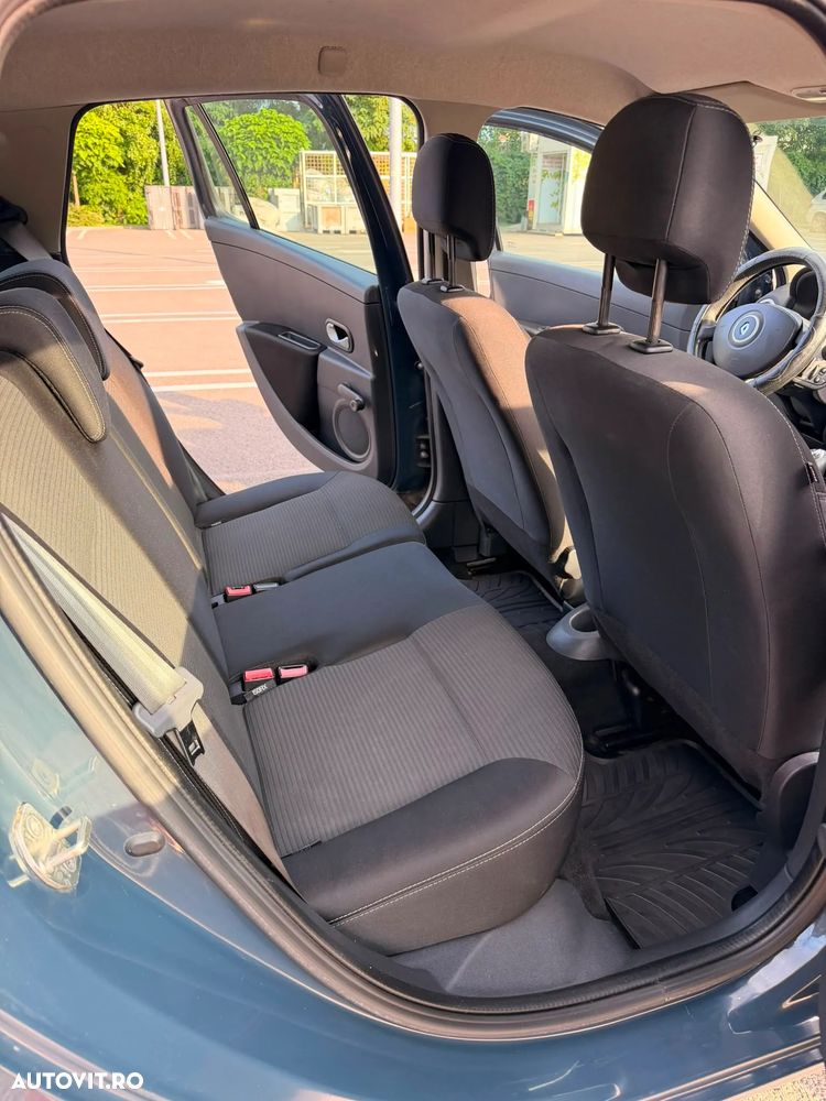 Renault Clio III 1.5dCi Dynamique - 4