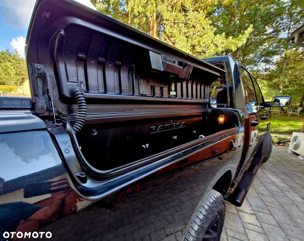 RAM 1500 5.7 Crew Cab Shortbed Laramie Sport - 34