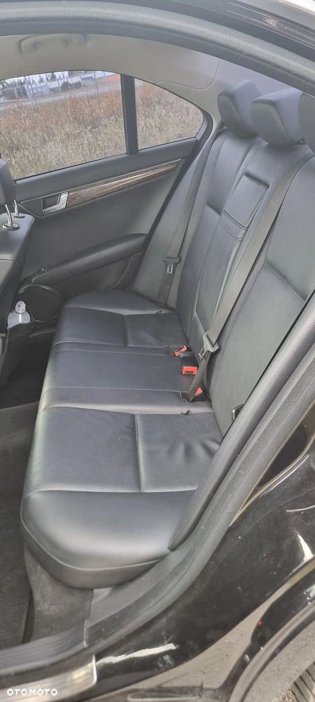 Mercedes-Benz Klasa C - 21