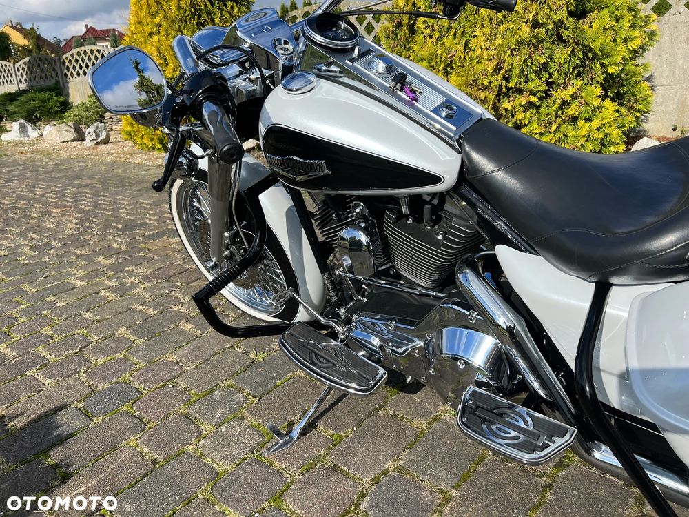 Harley-Davidson Touring Road King - 17