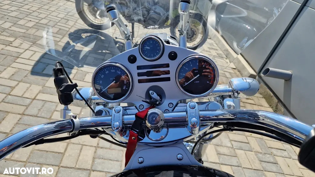 BMW R 1200C Montauk - 8