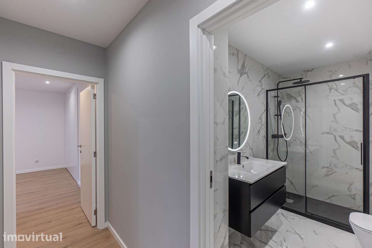 Apartamento T3 renovado | Bonfim, Porto | 105 m2 - Grande imagem: 2/36