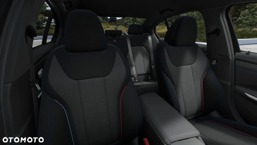 BMW Seria 3 318i M Sport - 12