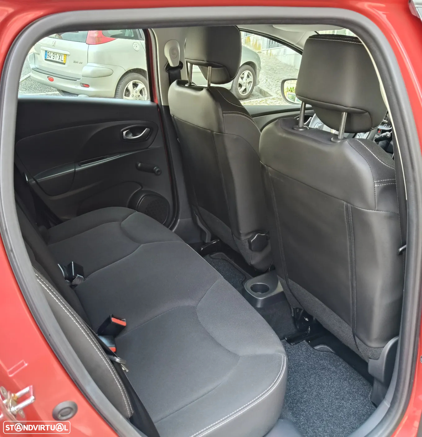 Renault Clio Sport Tourer 0.9 TCE Dynamique S - 19