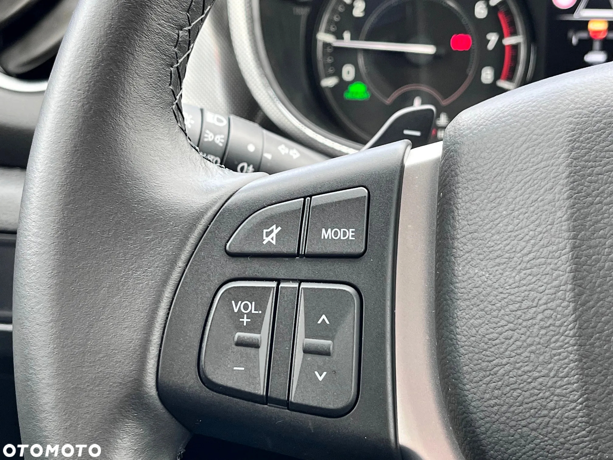 Suzuki Vitara 1.5 DualJet Hybrid Elegance 2WD AGS - 31