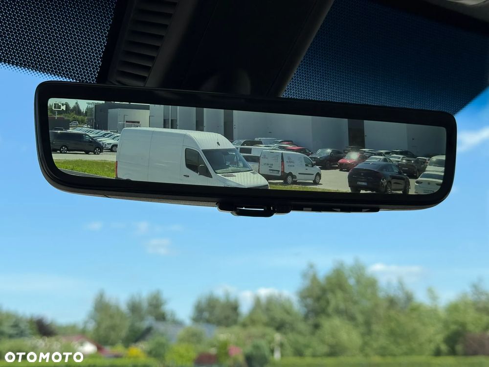 Mercedes-Benz Sprinter - 36
