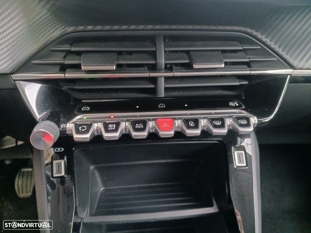 Peugeot 208 1.2 PureTech Active Pack - 21