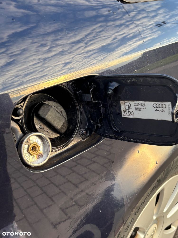 Audi A4 Limousine - 28