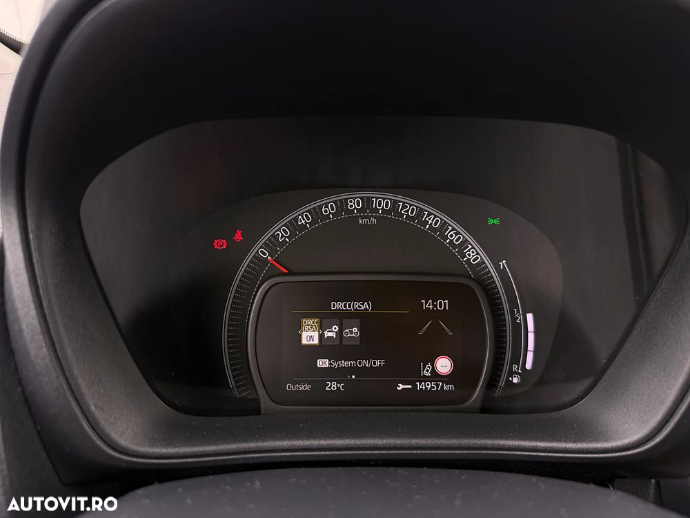 Toyota Aygo x-business - 29