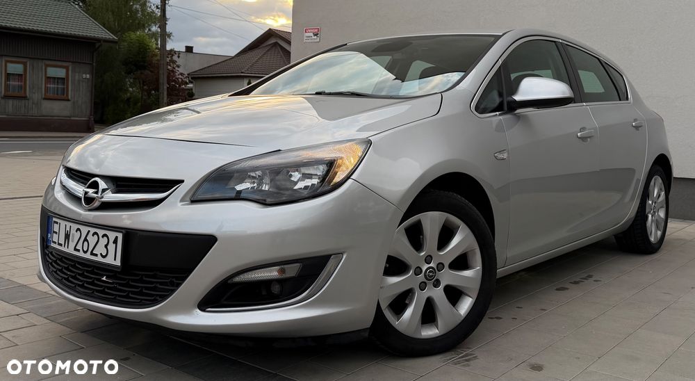 Opel Astra 1.4 T Sport - 4