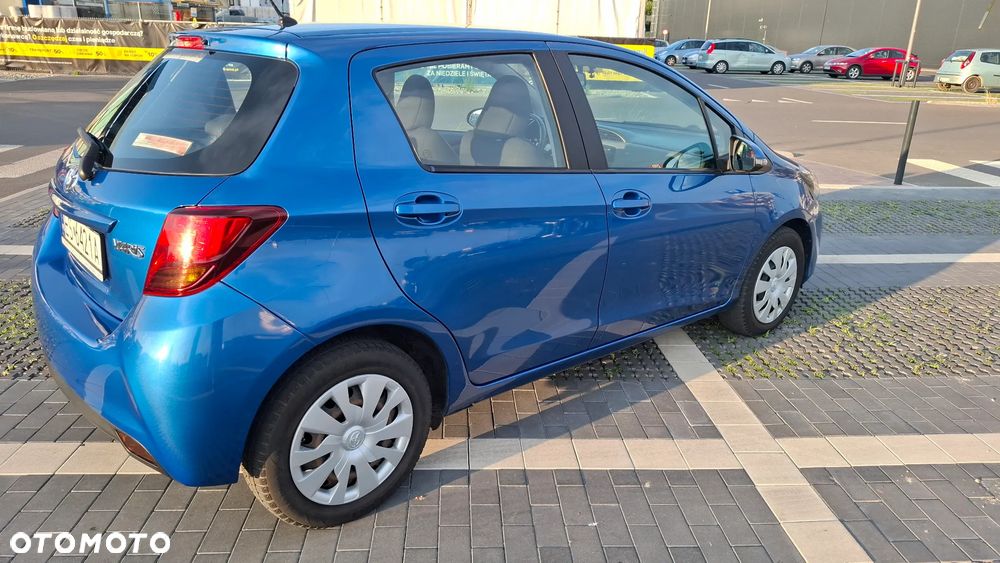 Toyota Yaris 1.4 D-4D Premium - 2