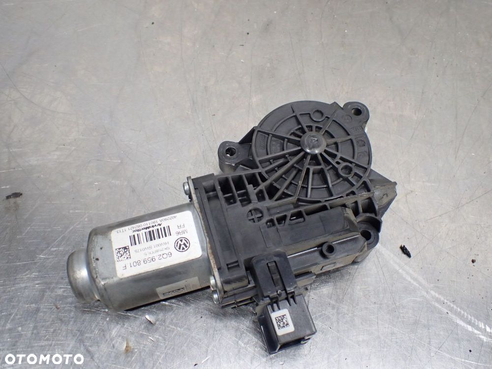 SILNICZEK SZYB PRAWY PRZÓD SKODA ROOMSTER PREMIA 1.4 6Q2959801F - 2