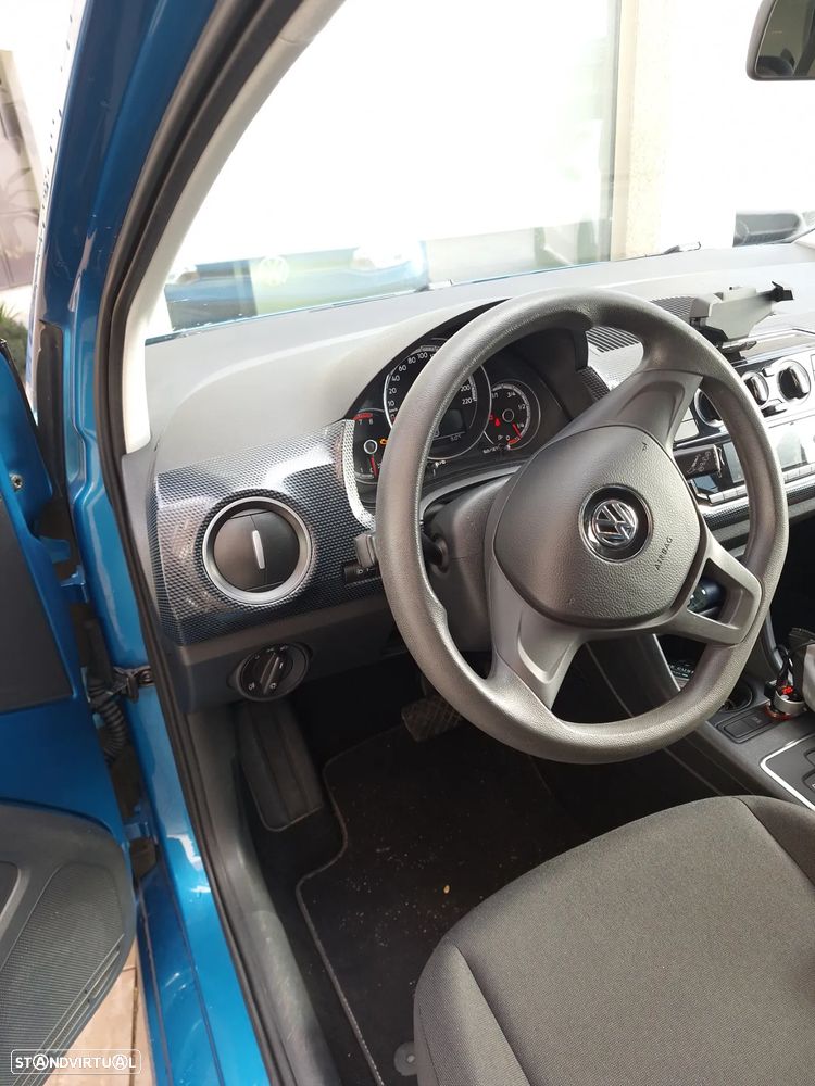 VW Up! - 10