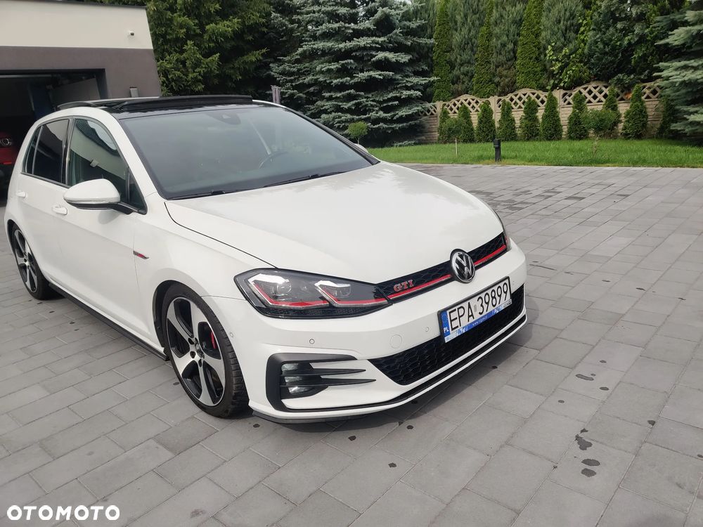 Volkswagen Golf GTI 2.0 TSI OPF DSG Performance - 3