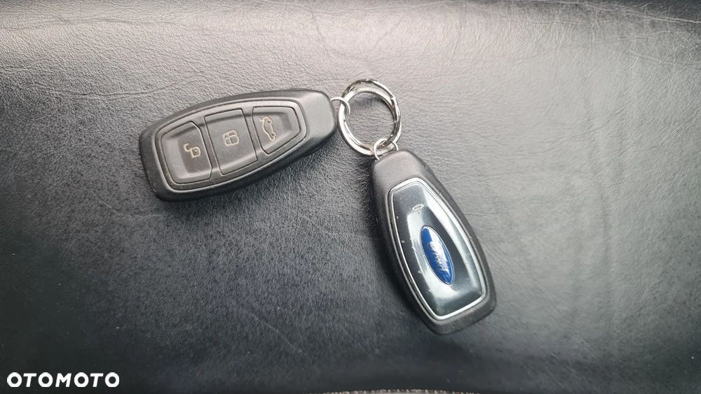 Ford Mondeo 2.0 TDCi Business Edition - 31