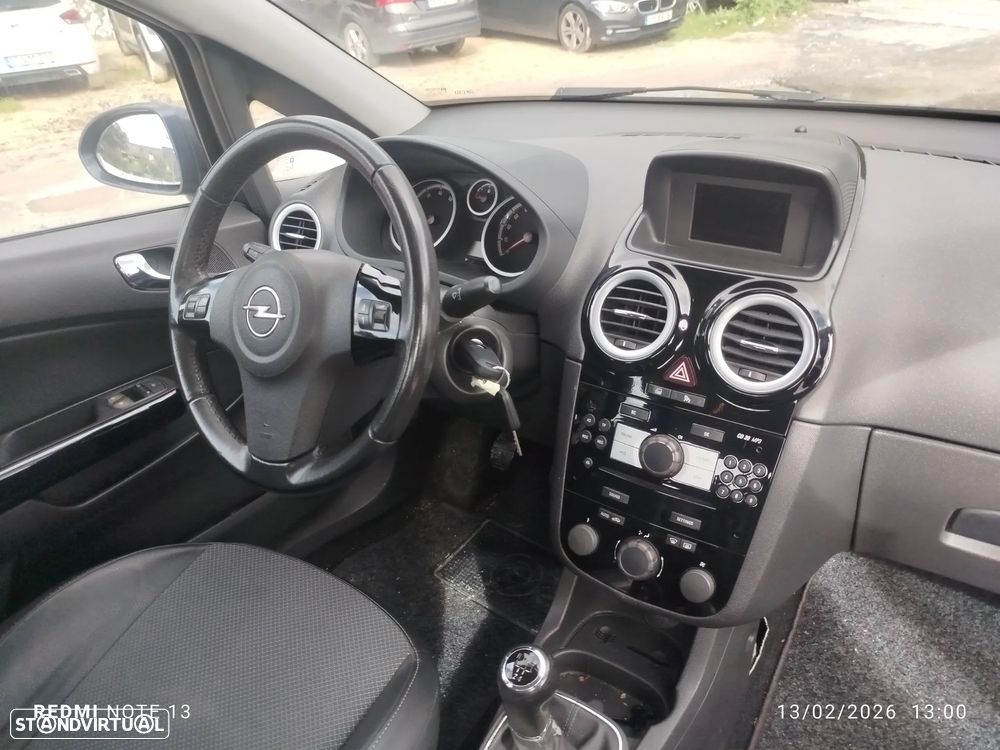 Opel Corsa 1.2 Cosmo - 8