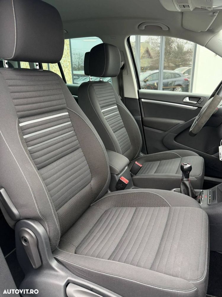 Volkswagen Tiguan - 19