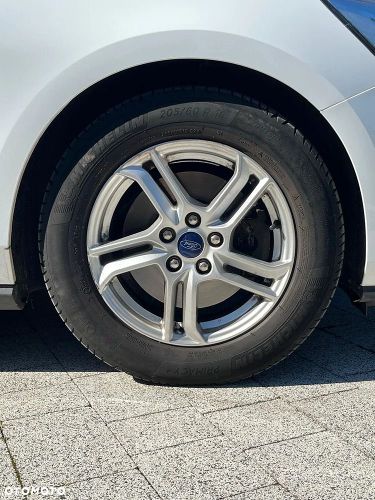 Ford Focus 1.0 EcoBoost Trend ASS - 37
